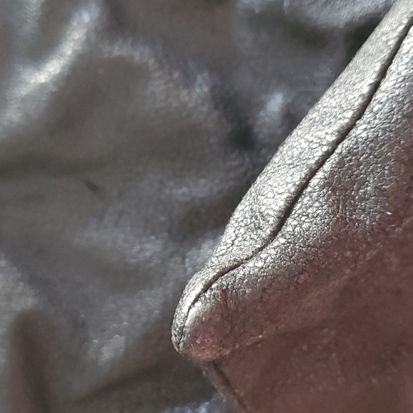 Marc Jacobs Leather Tote Bag - Picture 6 of 7